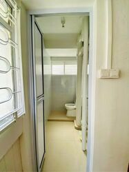 Tampines Street 12 (D18), Shop House #545442781